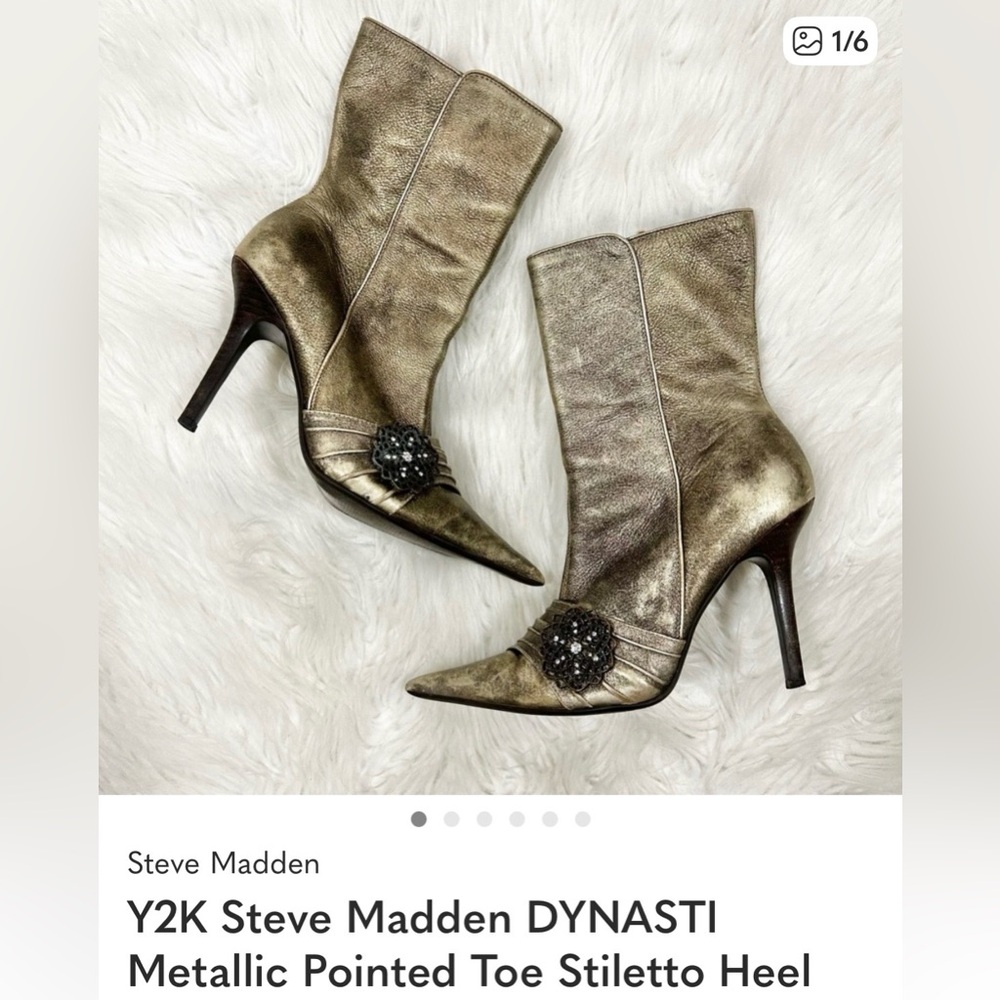 Steve Madden
Y2K Steve Madden DYNASTI
Metallic Pointed Toe Stiletto Heel